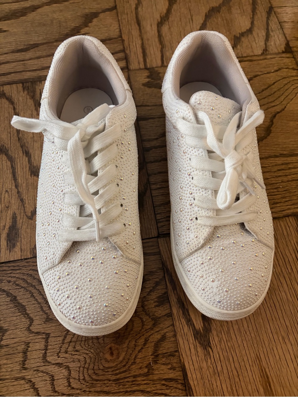 Amazon White Crystal-Studded Women’s Lace-Up Sneakers